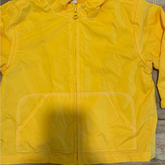 EUC Gap Raincoat Size 3T - Picture 3 of 4